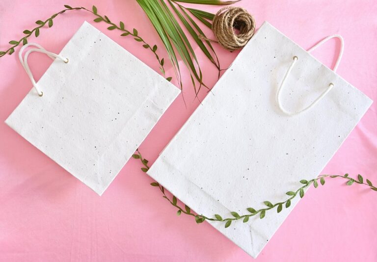 seed paper bags 7484582 960 720